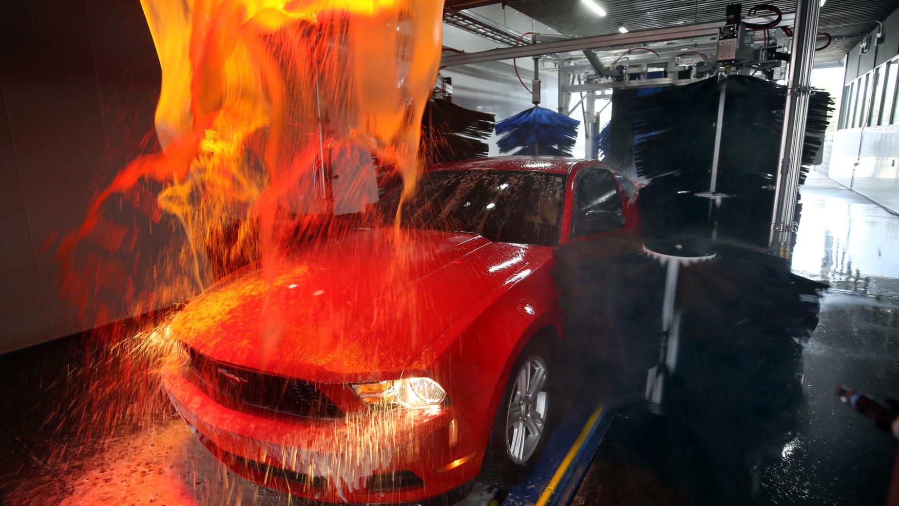 Some Tucson drivers complain about damage at area car washes